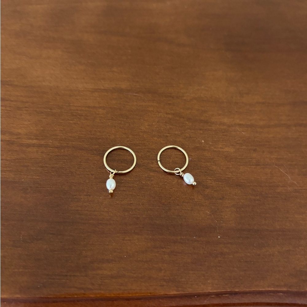 Gold huggie hoop earrings